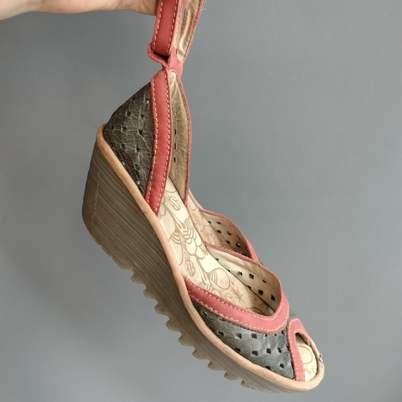 fly london peeptoe wedge platform shoes, ankle strap 7.5m/38, coral and gray - Picture 6 of 6